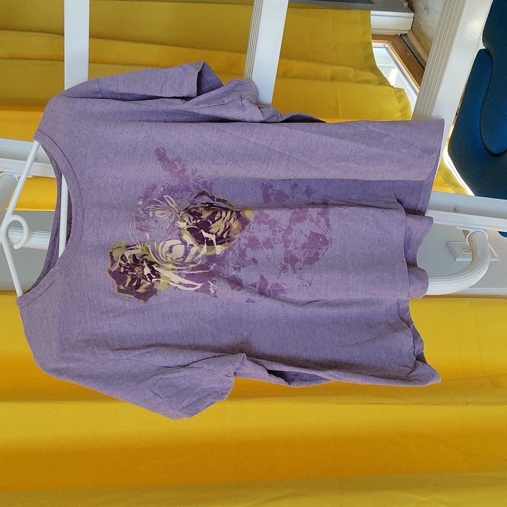 3x pretty purple roses soft tee shirt